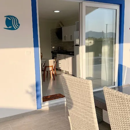 Cempark Ortaca'da Havuzlu Muestakil Korunakli * Ortaca