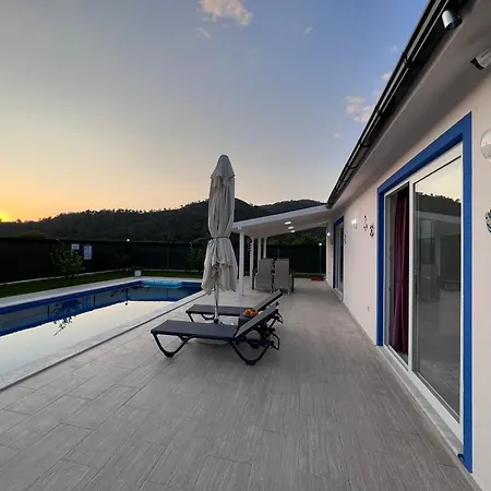 Cempark Ortaca'da Havuzlu Muestakil Korunakli Willa Ortaca (Mugla)